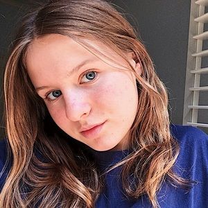 Meet your Posher, Sophia